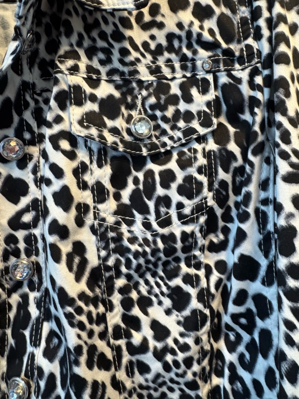 Laura Ashley Snow Leopard Print Denim Jacket XL - Picture 7 of 9